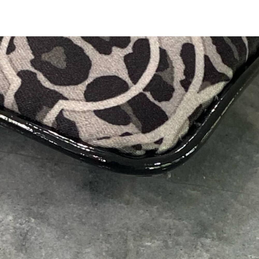 Coach Signature Canvas Wristlet With Patent Leath… - image 6